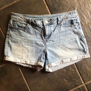 Lauren Conrad shorts
